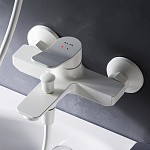 Смеситель для ванны и душа X-Joy F85A10033, Белый
